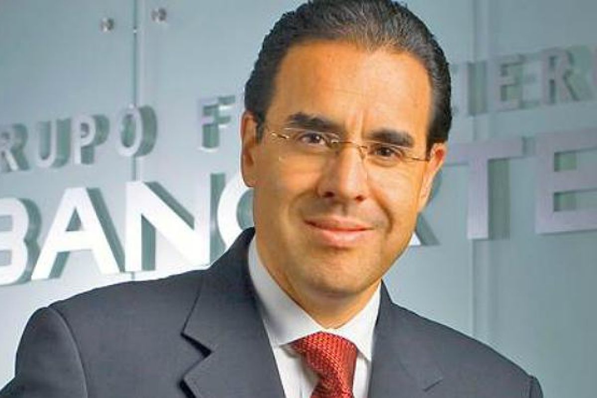 Por tamaño de cartera, Banco Azteca es la doceava institución más importante dentro del sistema de banca múltiple mexicano. Por tamaño de cartera, Banco Azteca es la doceava institución más importante dentro del sistema de banca múltiple mexicano.