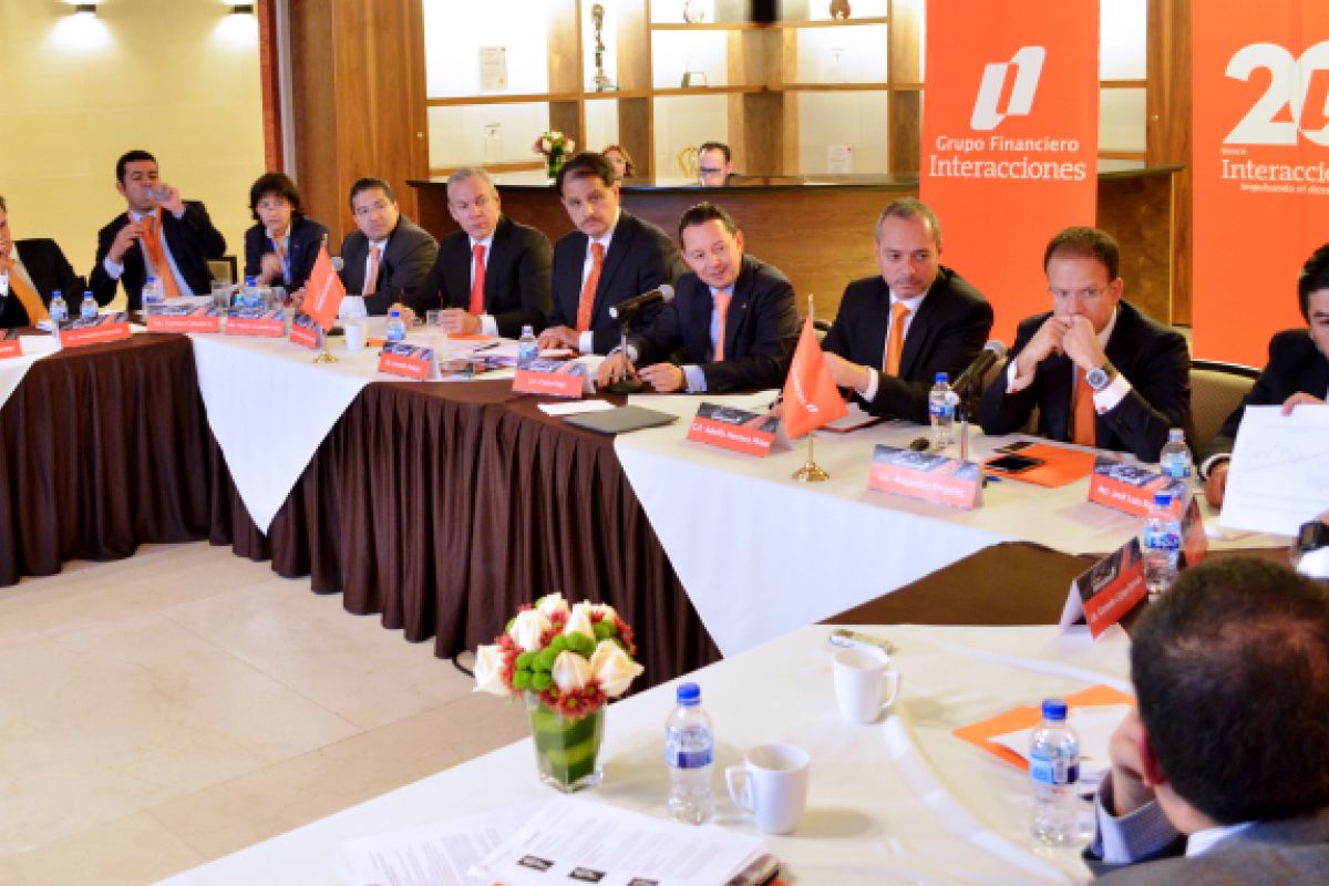 Según informó su nuevo director general, Carlos Rojo, las utilidades netas crecieron 18.9% para ubicarse al cierre de 2014 en 1,936 millones de pesos. Según informó su nuevo director general, Carlos Rojo, las utilidades netas crecieron 18.9% para ubicarse al cierre de 2014 en 1,638 millones de pesos. Según informó su nuevo director general, Carlos Rojo, las utilidades netas crecieron 18.9% para ubicarse al cierre de 2014 en 1,936 millones de pesos.