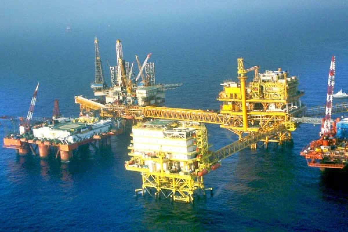 Estos 4 yacimientos están ubicados en el Litoral de Tabasco y en la Sonda de Campeche, se estima que sus reservas de crudo alcanzan los 350 millones de barriles. Estos 4 yacimientos están ubicados en el Litoral de Tabasco y en la Sonda de Campeche, se estima que sus reservas de crudo alcanzan los 350 millones de barriles.