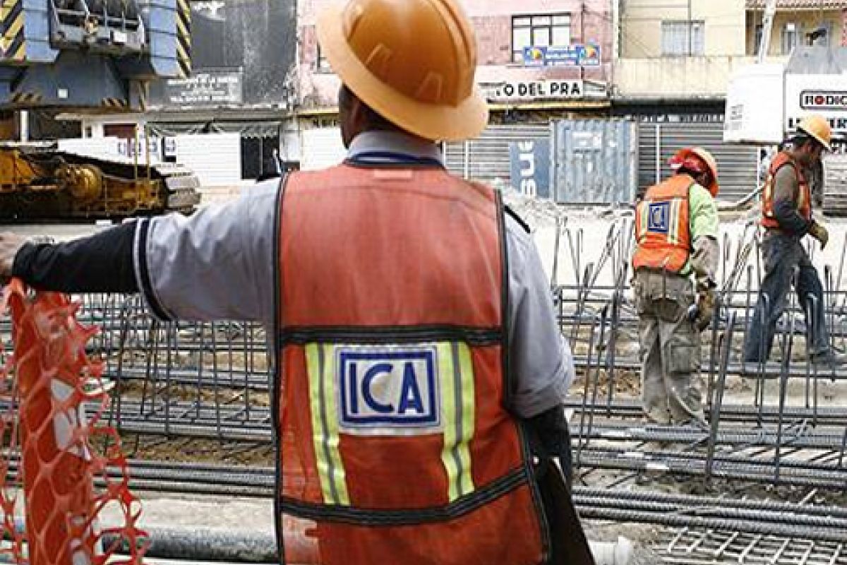 La constructora ICA ha sufrido una pérdida en la Bolsa de 51.2% en los últimos 8 meses, al día de hoy sus acciones se cotizan en 8.05 pesos por título y en diciembre del 2014 lo hacían en 18.19 pesos. La constructora ICA ha sufrido una pérdida en la Bolsa de 51.2% en los últimos 8 meses, al día de hoy sus acciones se cotizan en 8.05 pesos por título y en diciembre del 2014 lo hacían en 18.19 pesos.