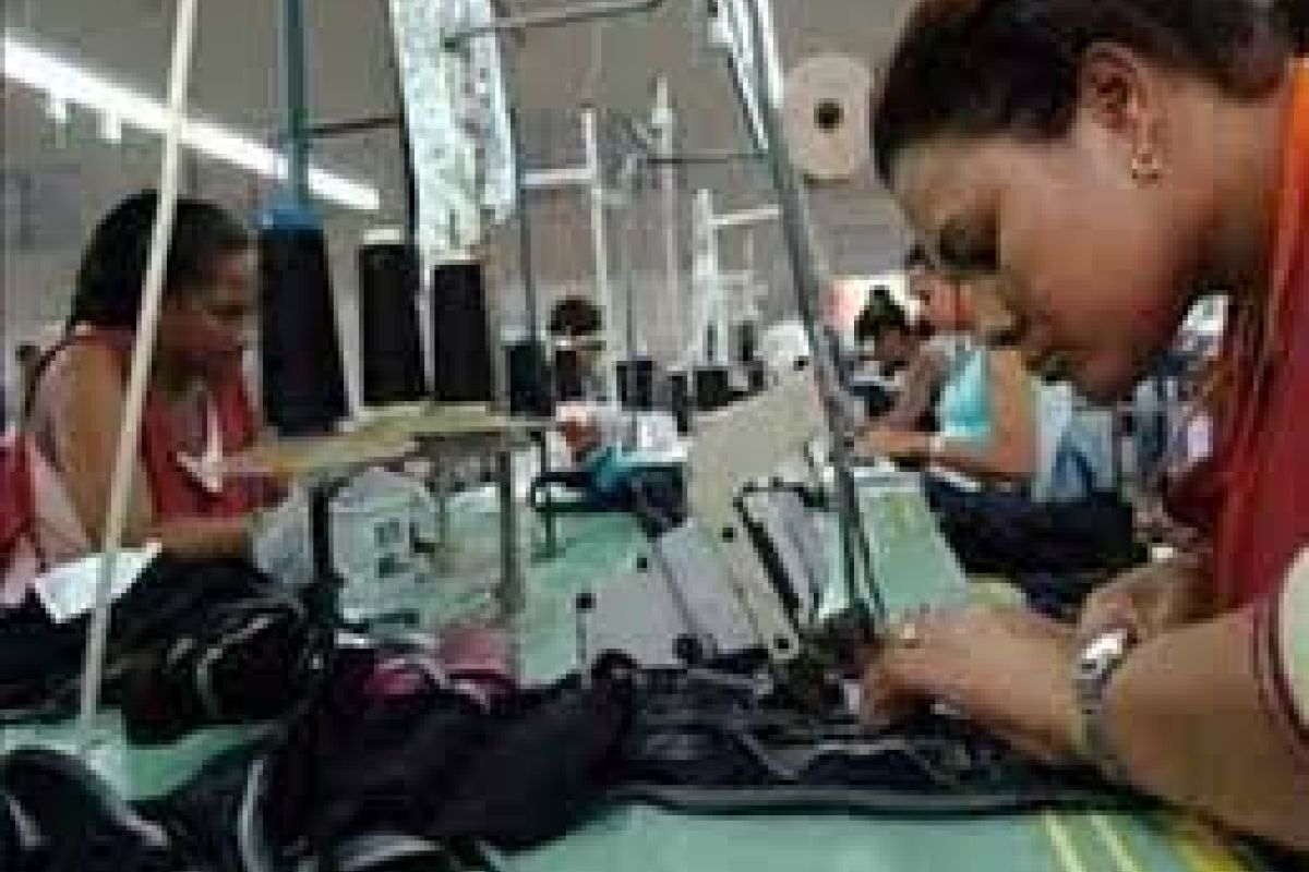 Preocupa la no consolidación del mercado interno como el principal motor de crecimiento económico, puntualiza el Centro de Estudios Económicos del Sector Privado Preocupa la no consolidación del mercado interno como el principal motor de crecimiento económico, puntualiza el Centro de Estudios Económicos del Sector Privado