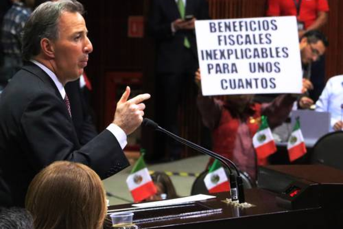 “El problema es que no existen criterios generales que acoten cuándo se puedan realizar los programas de condonación... “El problema es que no existen criterios generales que acoten cuándo se puedan realizar los programas de condonación...