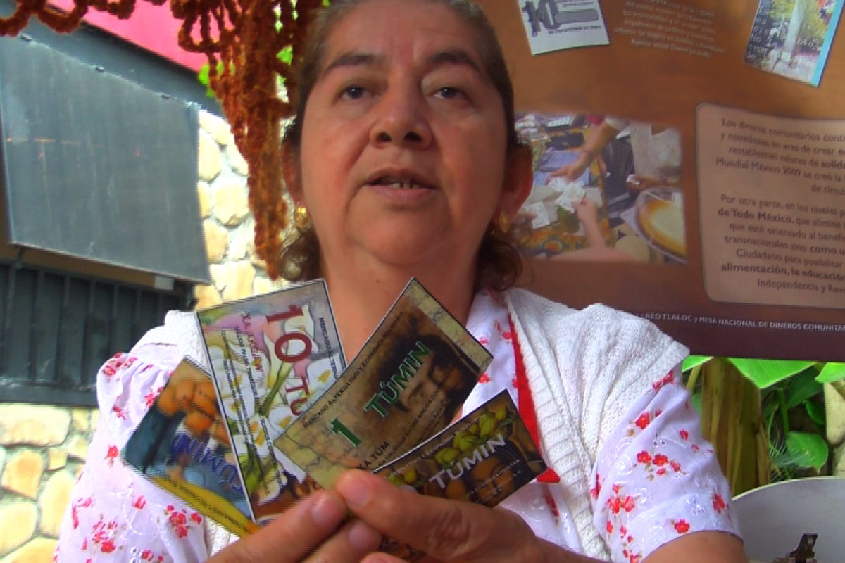 Los creadores sostienen que como pueblos indígenas tienen derecho a decidir su la economía que quieran. Los creadores sostienen que como pueblos indígenas tienen derecho a decidir su la economía que quieran.