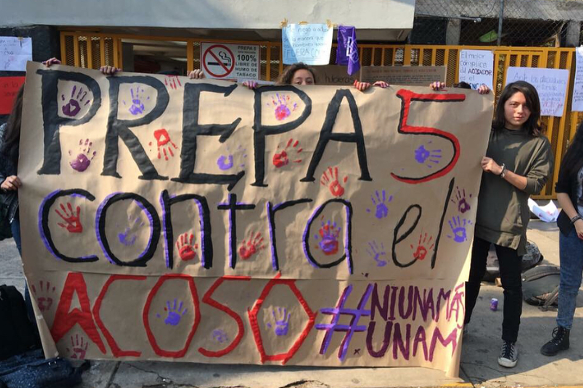 El profesor de historia de prepa 5 acusado de acoso sexual fue despedido por la UNAM. Foto: Instagram / rrebelionn El profesor de historia de prepa 5 acusado de acoso sexual fue despedido por la UNAM. Foto: Instagram / rrebelionn