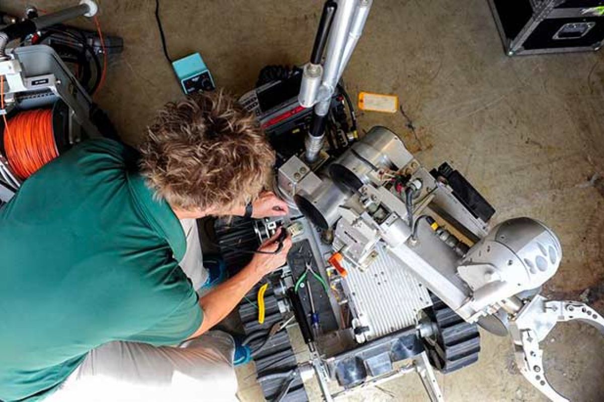 Los trabajadores jóvenes enfrentan mayor riesgo de automatización que sus mayores (Foto: Colby L. Hardin/Fuerza Aérea de Estados Unidos) Los trabajadores jóvenes enfrentan mayor riesgo de automatización que sus mayores (Foto: Colby L. Hardin/Fuerza Aérea de Estados Unidos)