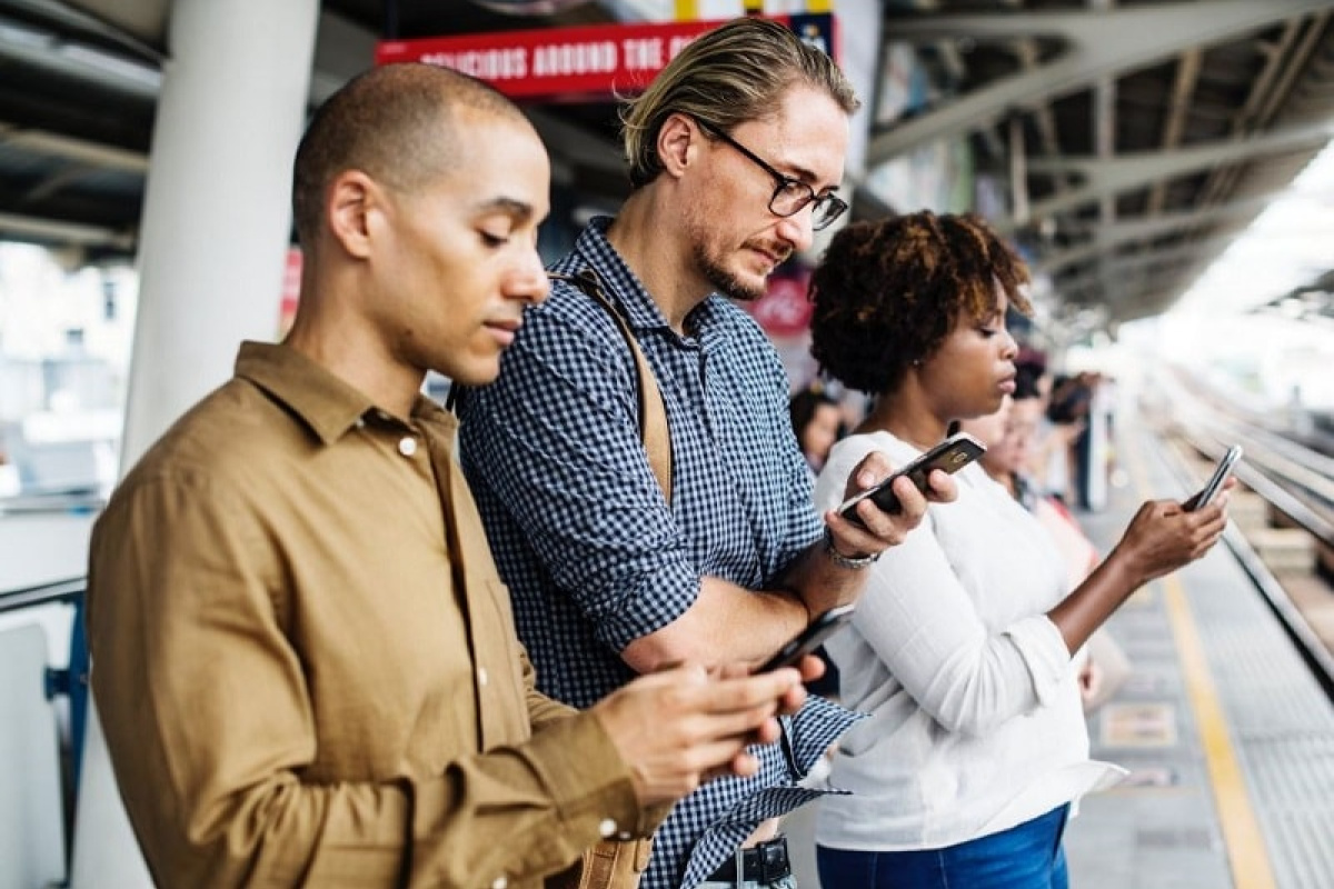 Mientras que un sitio popular promedio utiliza 10 ‘cookies’ de terceros, las páginas de los medios de comunicación promedian 40. Mientras que un sitio popular promedio utiliza 10 ‘cookies’ de terceros, las páginas de los medios de comunicación promedian 40.