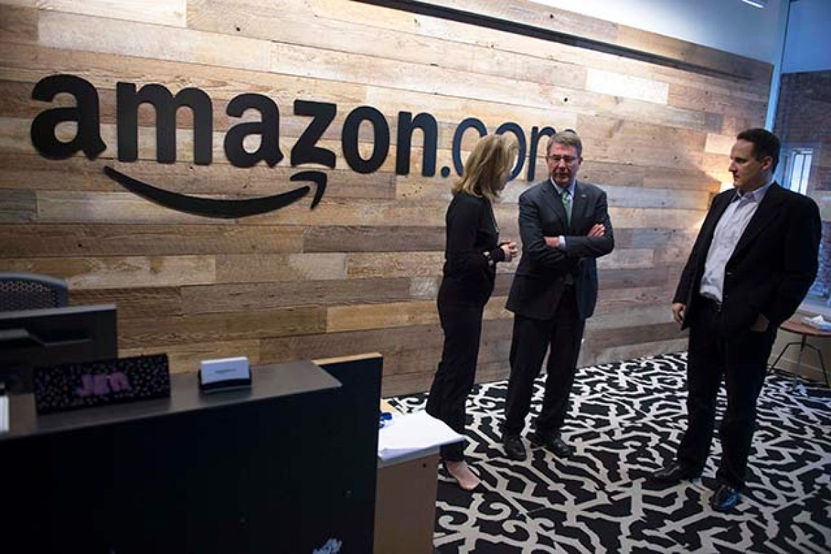 Amazon ya vende equipo médico a hospitales e intentó entrar a la venta de fármacos (Foto: Departamento de Defensa de los Estados Unidos) Amazon ya vende equipo médico a hospitales e intentó entrar a la venta de fármacos (Foto: Departamento de Defensa de los Estados Unidos)