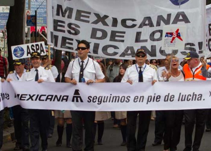 Además de evaluar a potenciales inversionistas, trabajadores de Mexicana de Aviación preparan la defensa legal de recursos de sus fondos de pensión.