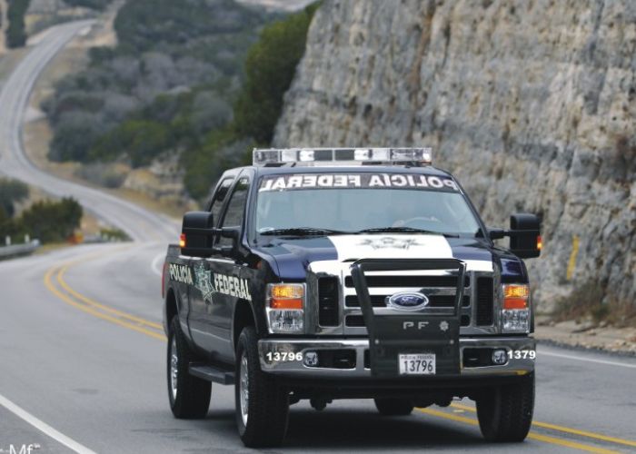 La modificación al reglamento del Seguro Obligatorio de Responsabilidad Civil para el Tránsito Carretero, obliga a los automovilistas a contratar una póliza por 100 mil pesos.