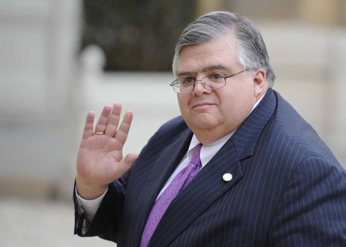 Cauto, el Banco Central, gobernado por Agustín Carstens, mantendrá por el momento en 3% la tasa de interés.