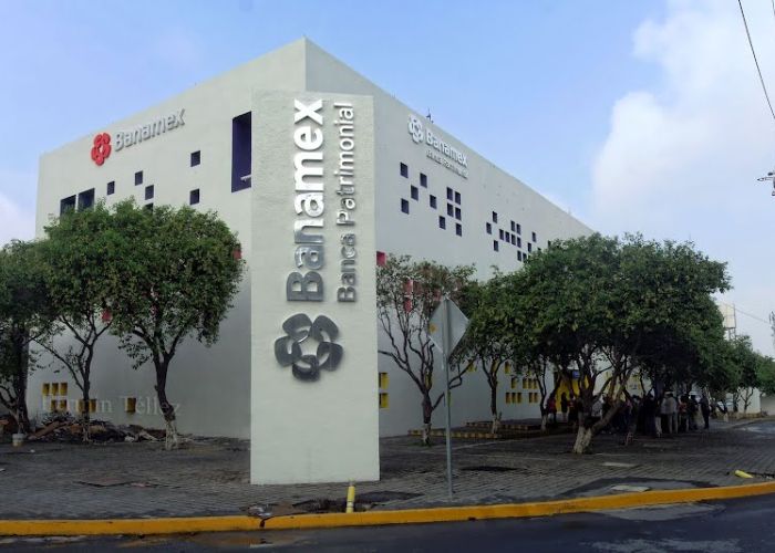  Banamex redujo su expectativa de crecimiento 2015 a 3% desde 3.4%.