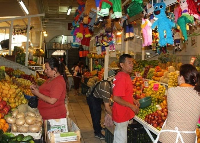 Con un crecimiento anual de apenas 2.1% el consumo interno en México ha sido castigado por lo menos los dos últimos años.