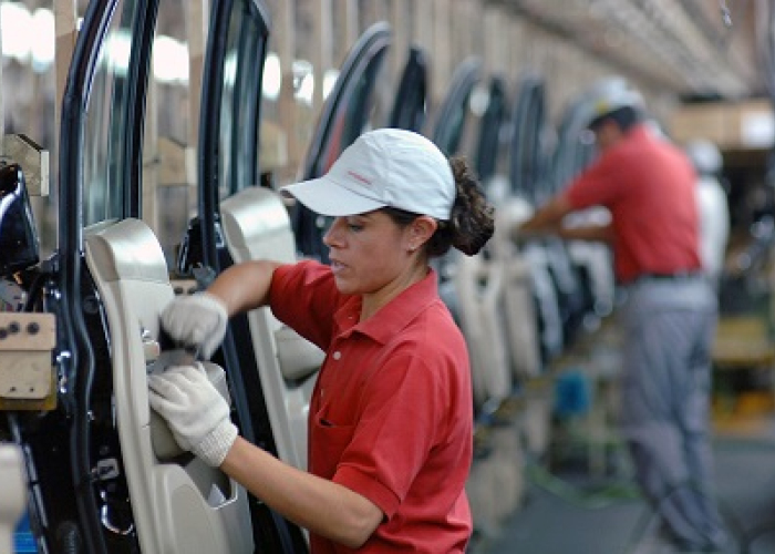 Los números al segundo mes del año indican cautela por parte de los empresarios respecto a un clima económico en incertidumbre.