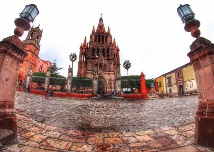 La belleza de San Miguel de Allende cautivó a los turistas internacionales.