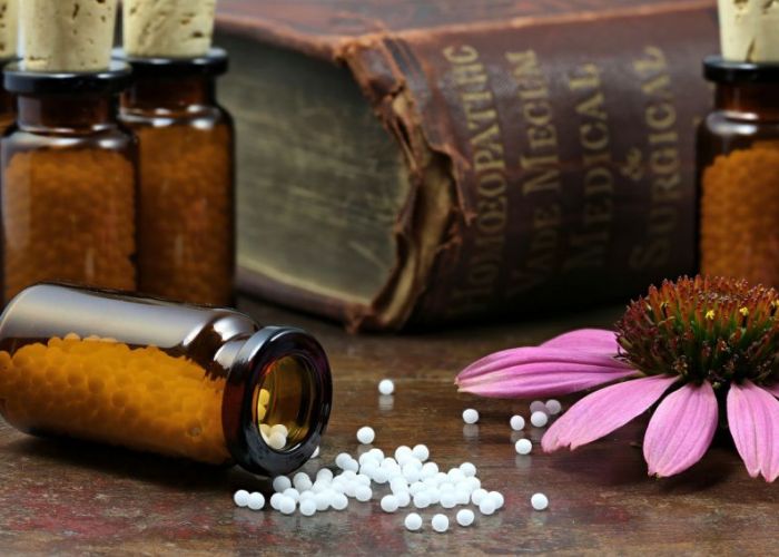La homeopatía pone en riesgo la salud, a pesar de eso en México se le invierten millones de pesos.