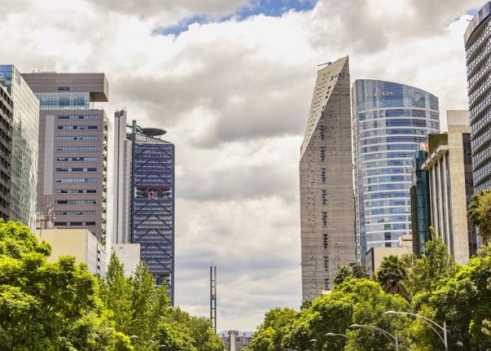 A Paseo de la Reforma llegaron decenas de miles de vecinos nuevos en los últimos quince años.