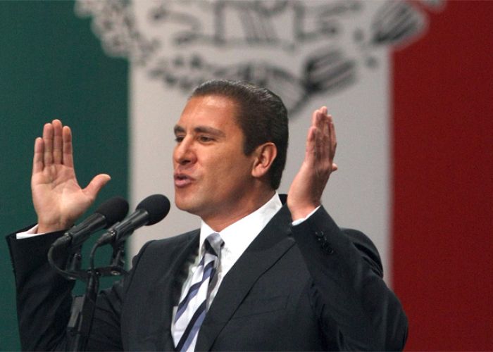 Rafael Moreno Valle se enfrenta a la contienda para ser el abanderado del Frente Ciudadano por México.