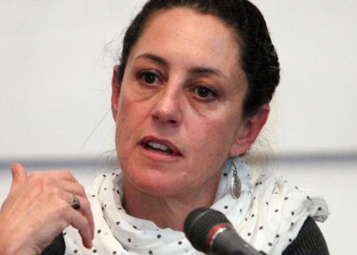 Claudia Sheinbaum se vuelve a retractar y ahora levantará cargos penales contra la directora del Colegio Rébsamen y exfuncionarios.