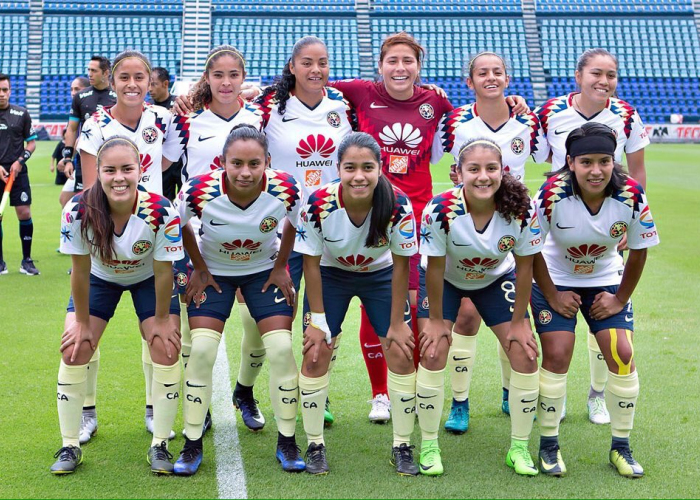 Las escuadras femeniles de América y Pachuca chocan el el Estadio Azteca