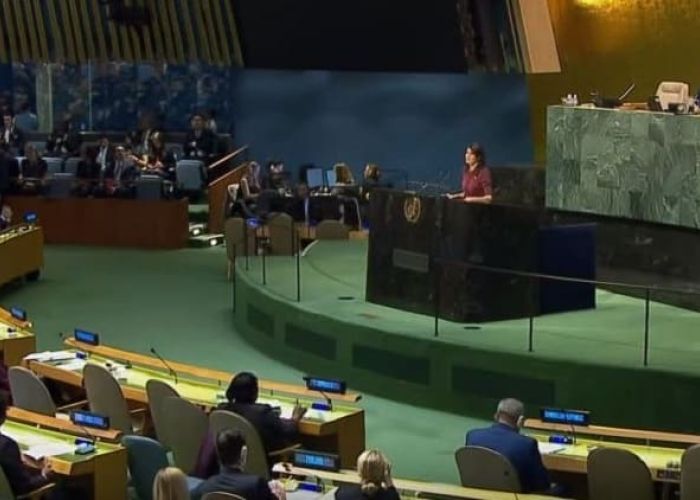 Nikki Haley, embajadora norteamericana ante la ONU emitiendo un discurso tras la votación de la Asamblea General.