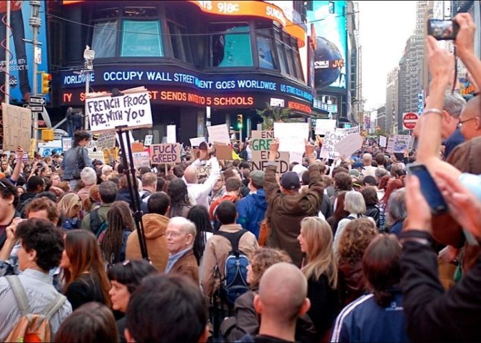 "Occupy Wall Street": Movimiento que en 2011 llevó a miles de personas a protestar tras la crisis económica.