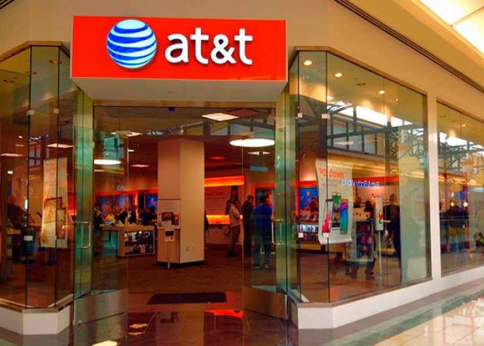 AT&T ha tratado de reducir su deuda mientras se acerca el cierre de su adquisición de Time Warner