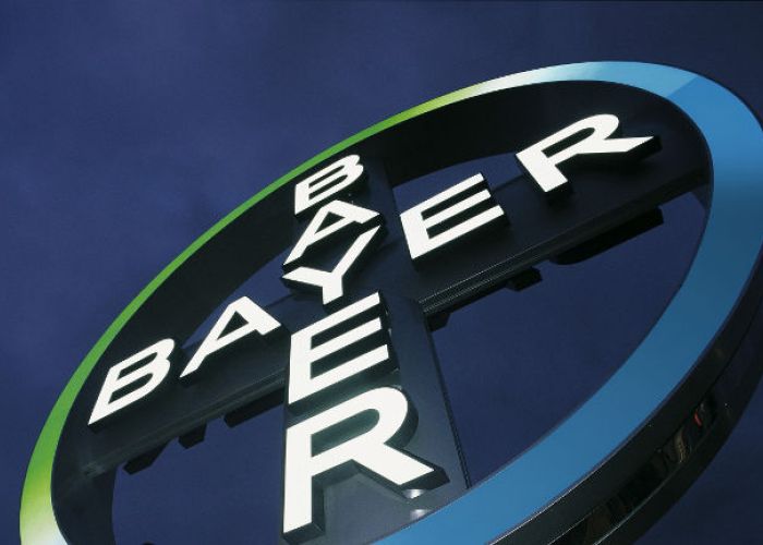 En octubre Bayer anunció la posibilidad de la subcontratación para soportar algunos gastos en investigación. 