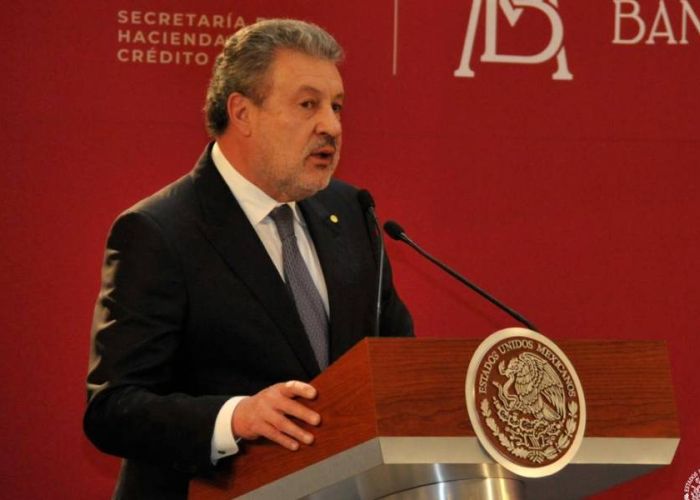 Marcos Martínez, presidente de los banqueros del país, en la presentación del Programa de Impulso al Sector Financiero en Palacio Nacional