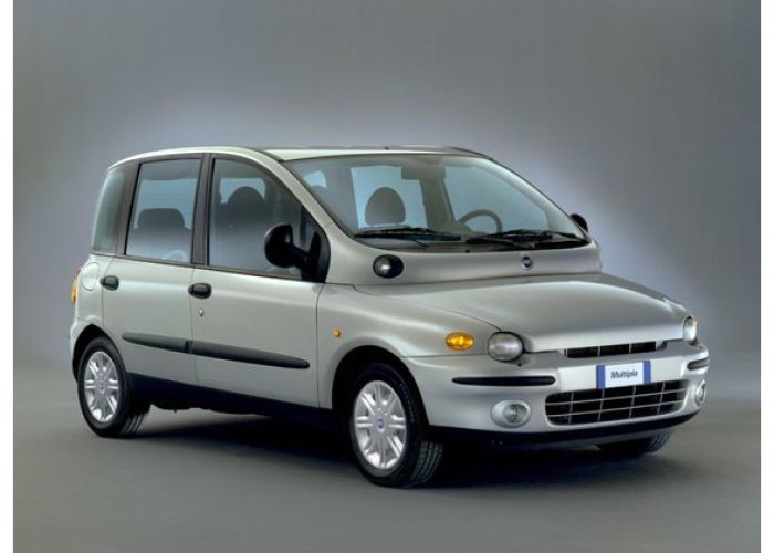El Fiat Multipla de 1999 destaca por la rareza de su diseño que no agrada a muchos (Foto: Fiat Chrysler Automobiles).