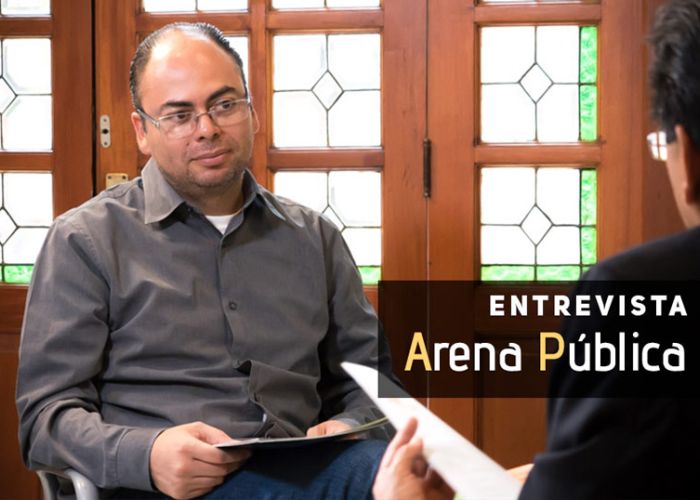 Roberto Vélez, director ejecutivo del CEEY en entrevista con Arena Pública.