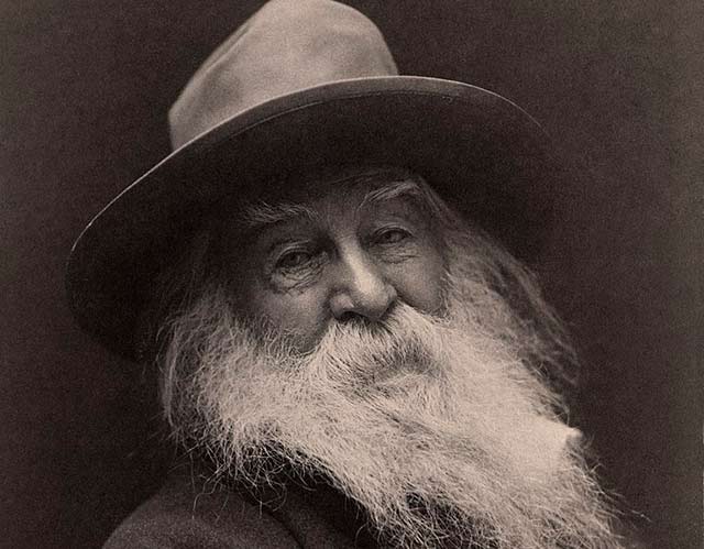 Hojas de hierba, poemario de Walt Whitman, se publicó el 4 de julio de 1855