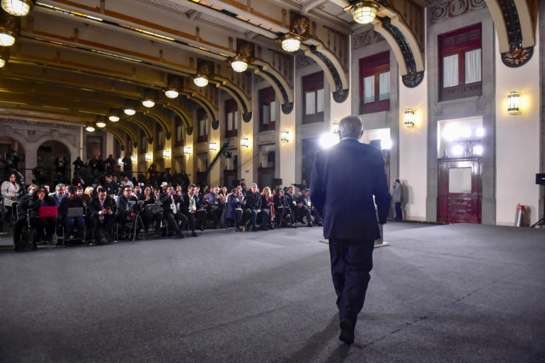 López Obrador llegando a su conferencia de prensa diaria en Palacio Nacional el 31 de julio de 2019.