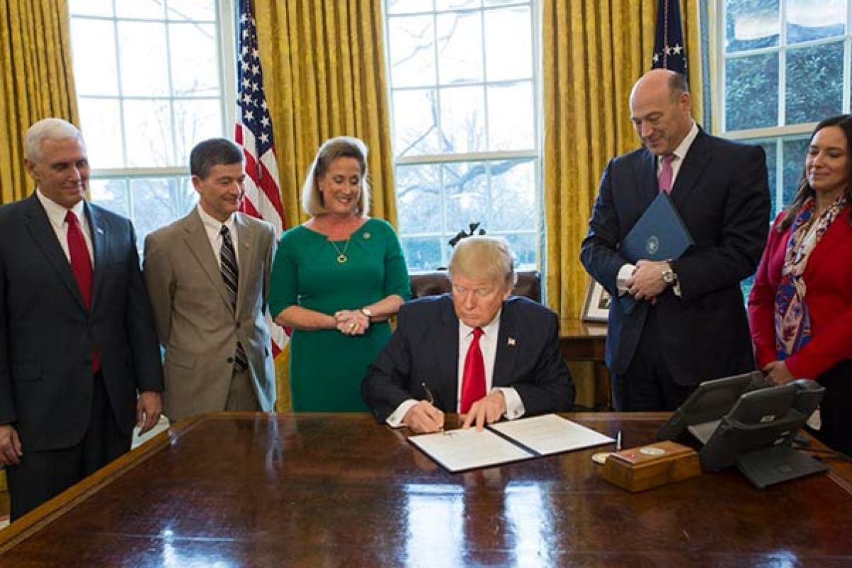 La reforma fiscal de Trump apunta a una menor intervención del Estado en el desempeño de los mercados La reforma fiscal de Trump apunta a una menor intervención del Estado en el desempeño de los mercados