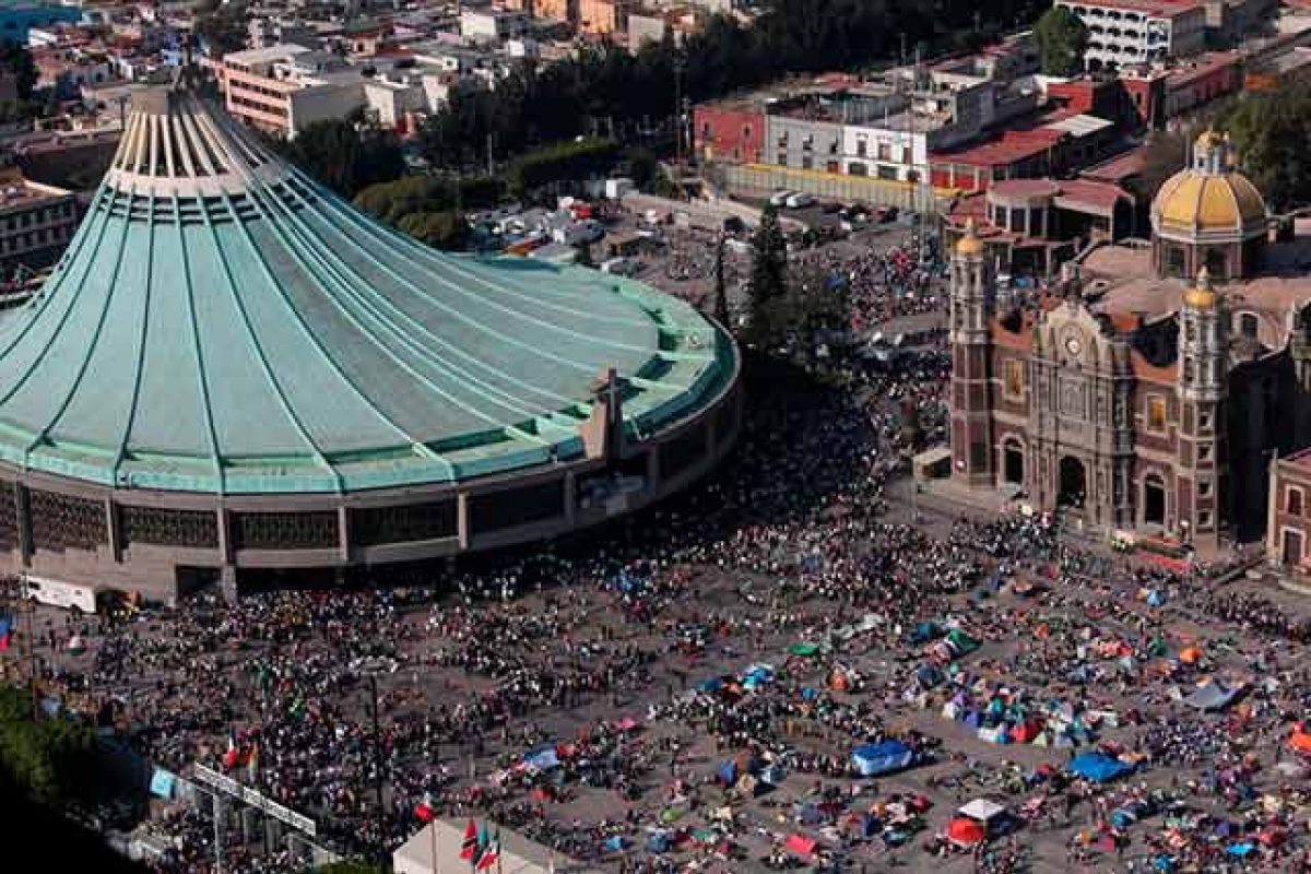 De Ecatepec, Tlalnepantla y Nezahualcóyotl, los mexiquenses realizan más de 495 mil viajes al extremo norte de la CDMX. De Ecatepec, Tlalnepantla y Nezahualcóyotl, los mexiquenses realizan más de 495 mil viajes al extremo norte de la CDMX.