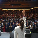 Claudia Sheinbaum el 15 de agosto en el Teatro Metropolitan de la CDMX (Foto: X @Claudiashein)