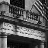 Fachada de la Bolsa de Valores de Nueva York (Foto: Pexels)