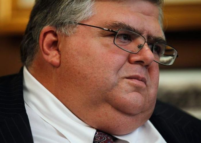 El capital de Banxico se tiñe de rojo a cuatro meses de que Agustín Carstens deje la gubernatura.