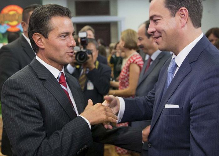 Peña Nieto y Paulo Carreño, director de ProMéxico (Foto: flickr.com)