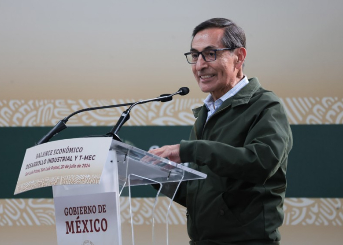 El titular de Hacienda, Rogelio Ramírez de la O, en un evento en San Luis Potosí en julio pasado (Foto: lopezobrador.org.mx)